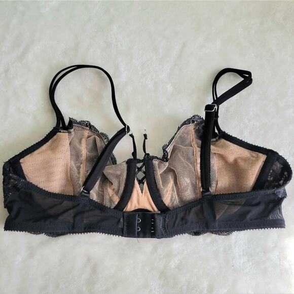 Victoria's Secret Lace-Up Lace Bra Black Ivory 34C - Picture 8 of 11